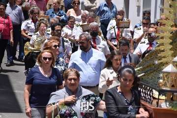 La Breña pone fin a sus fiestas con misa, procesión y verbena/Francisco Javier Santana.